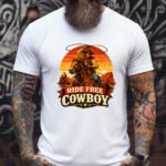 Ride Free Cowboy T-Shirt – Vintage Western Graphic Tee – Retro Sunset Cowboy Shirt – Desert Rodeo Apparel – Gift for Horse Lovers Apparel Shirt Premium Fitted 100% Cotton Tee